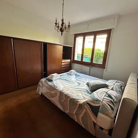 بيت للعطل 800m Dal Mare مارينا دي بييتراسانْت