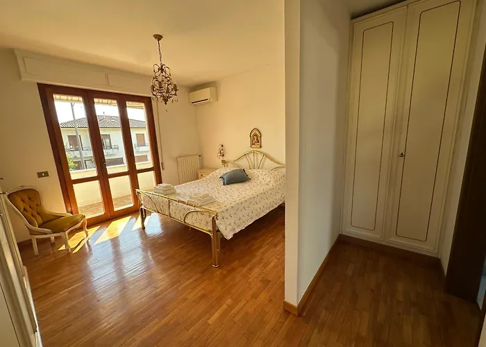 800m Dal Mare بيت للعطل مارينا دي بييتراسانْت